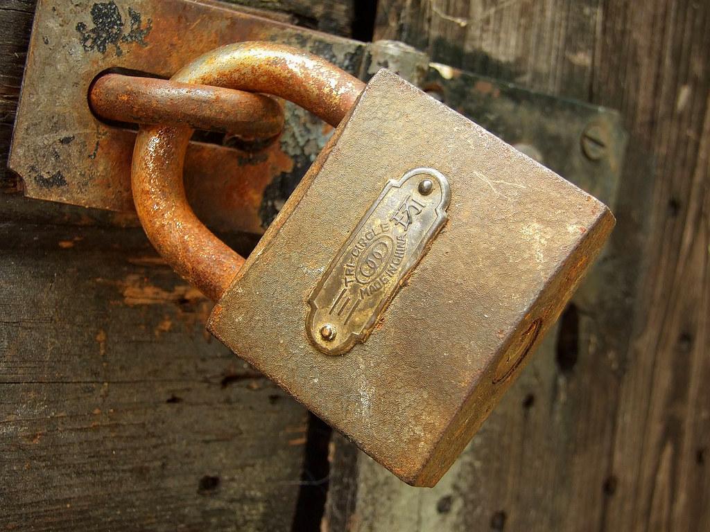 Knust lås: Hvordan ‍reparere låsen riktig og forebygge videre skade
